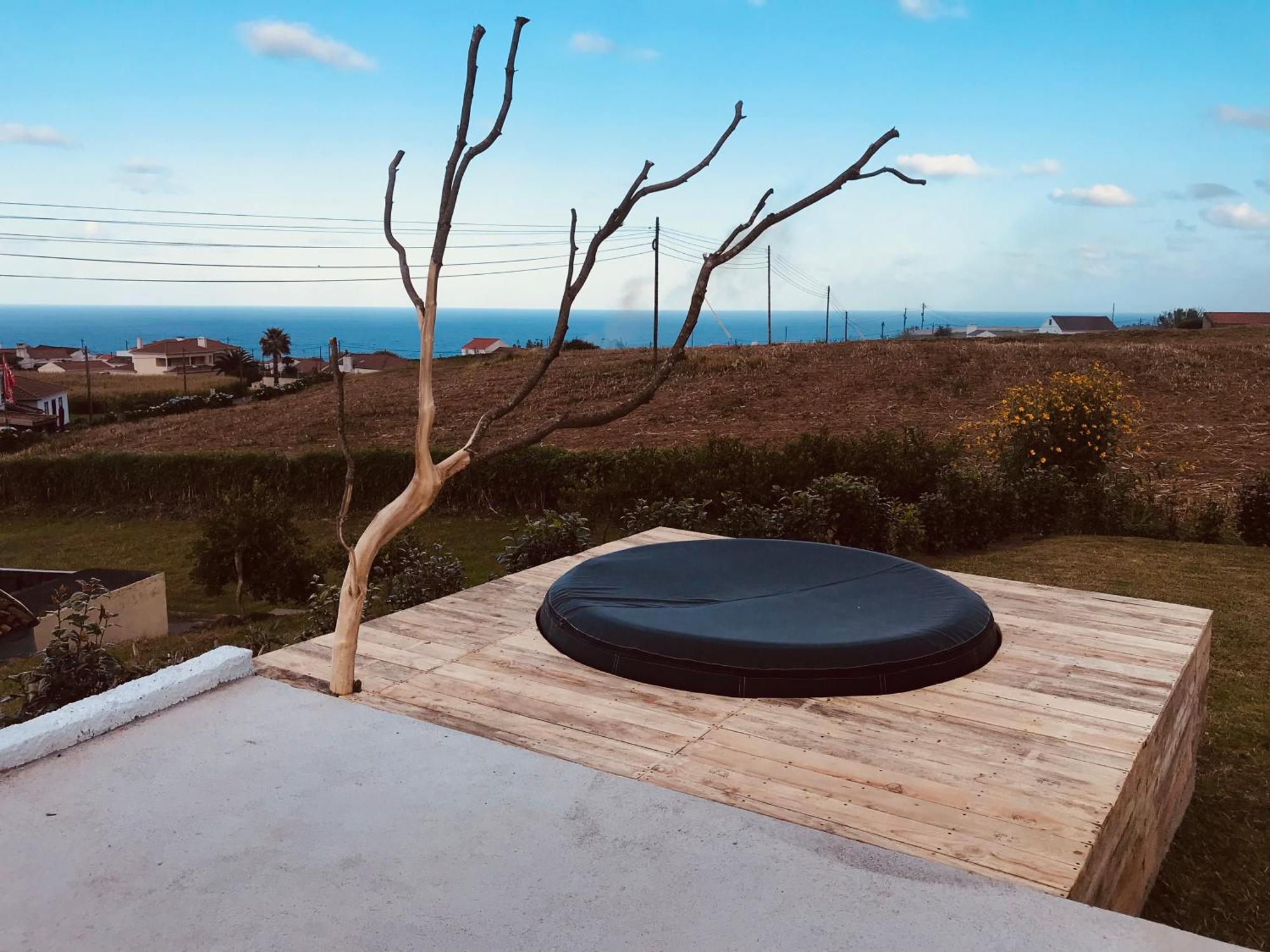 Casa Da Fonte - Alojamento Local Com Jacuzzi Nordeste  Bagian luar foto